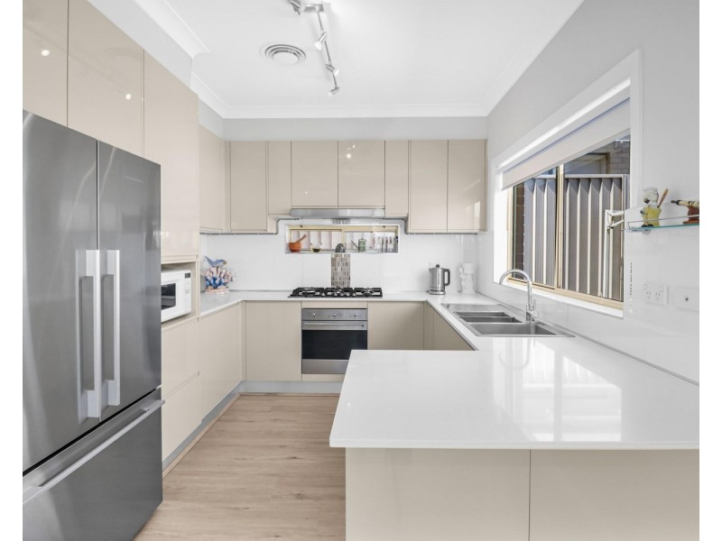 30 Lancaster St, Gregory Hills NSW 2557