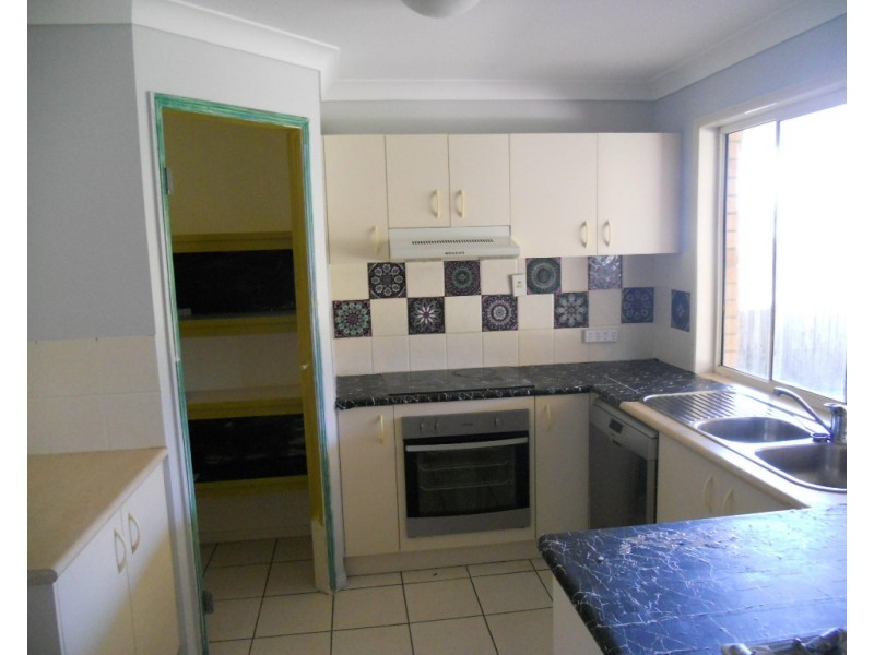 9 OCHRE CRESCENT, Griffin QLD 4503