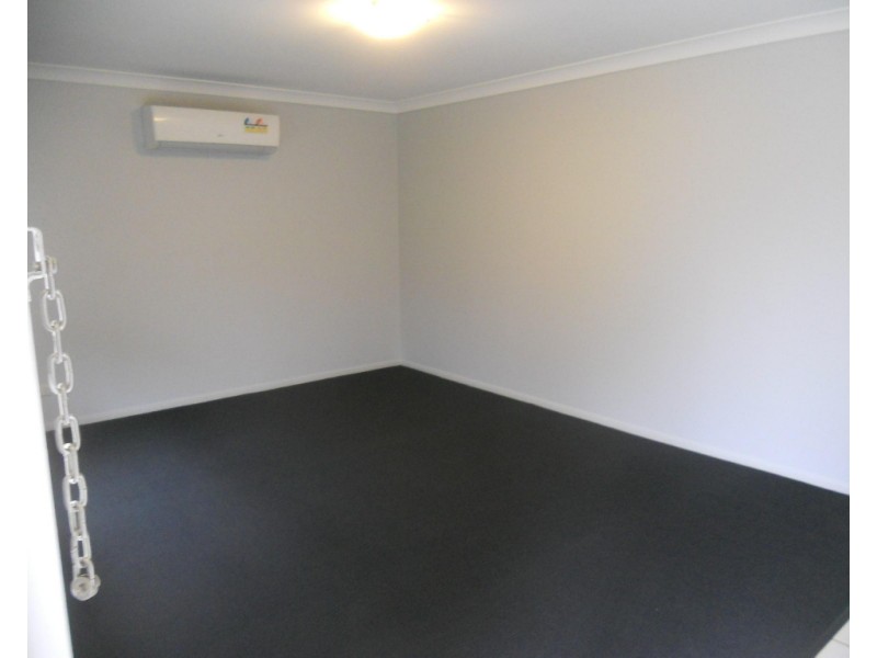 9 OCHRE CRESCENT, Griffin QLD 4503