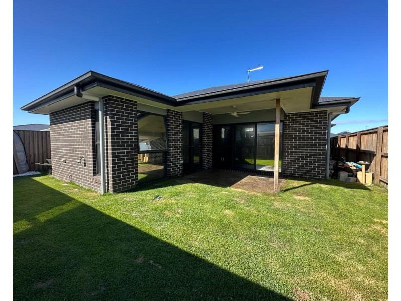 65 Flintwood Cres, Palmview QLD 4553