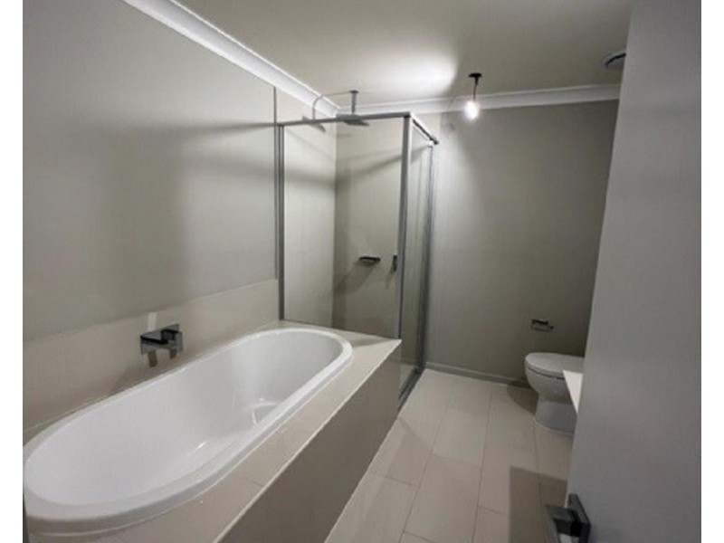 Robina QLD 4226