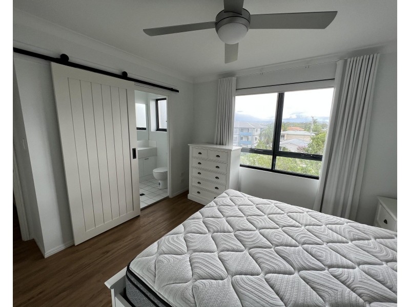 29/6 Fifth Avenue, Burleigh Heads QLD 4220