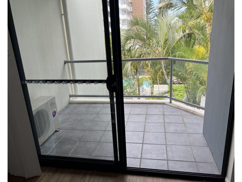 29/6 Fifth Avenue, Burleigh Heads QLD 4220