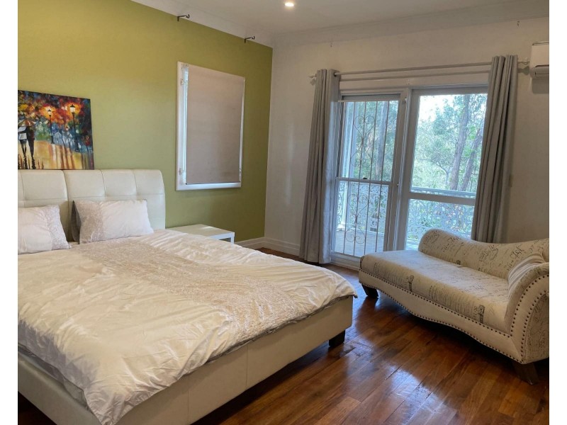 179 Kenmore Road, Kenmore QLD 4069