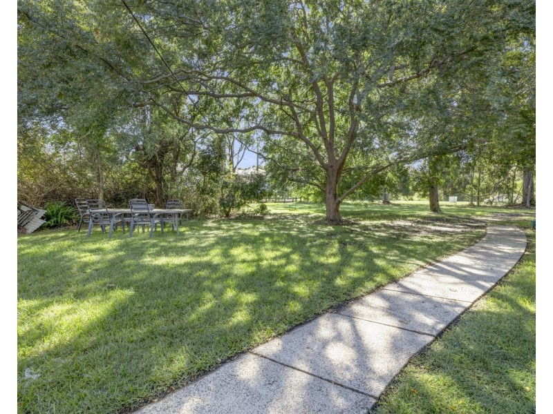 327 Rawdon Island Road, Sancrox NSW 2446