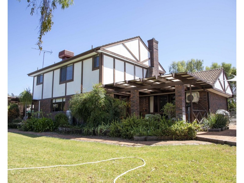 606 Dripstone Road, Wellington NSW 2820