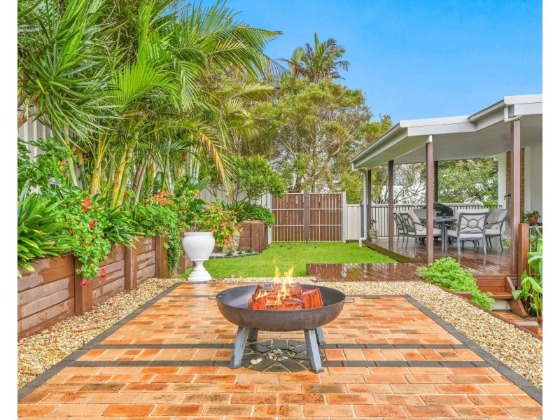 109 Chepana Street, Lake Cathie NSW 2445