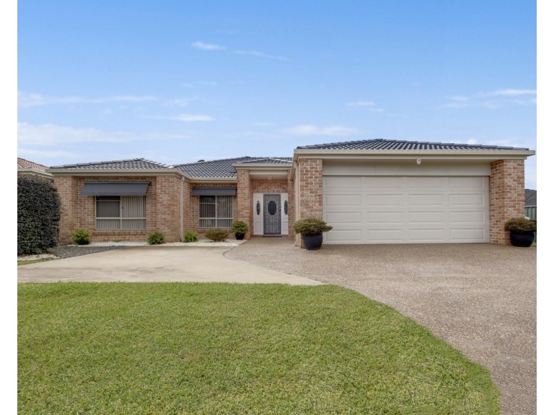 40 Riverbreeze Drive, Wauchope NSW 2446