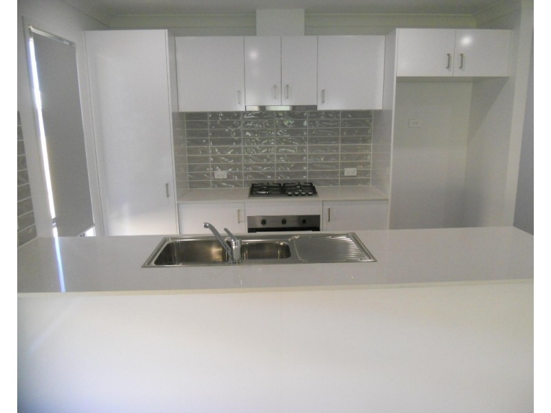 1/15 LOCH WAY, Brassall QLD 4305