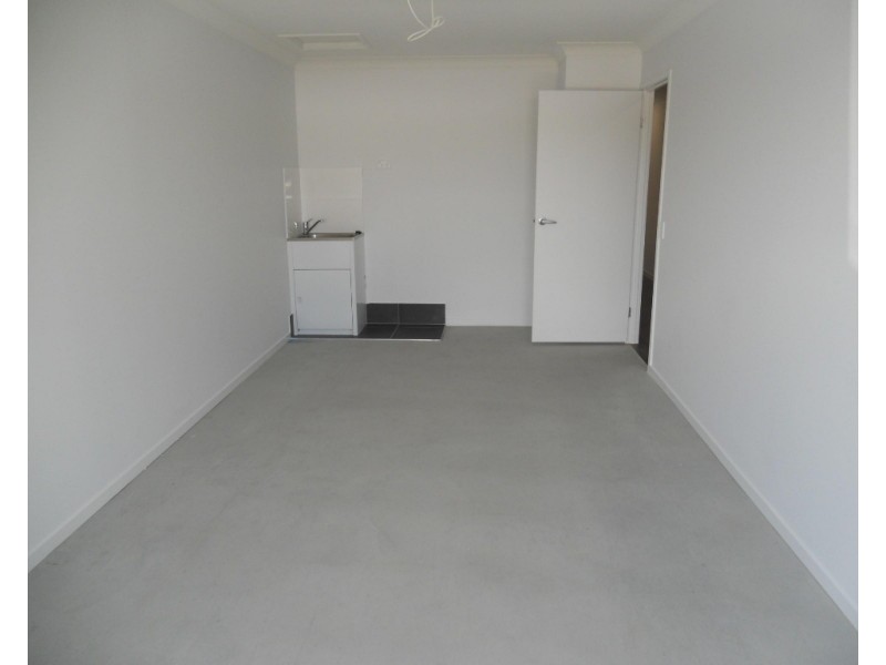1/15 LOCH WAY, Brassall QLD 4305