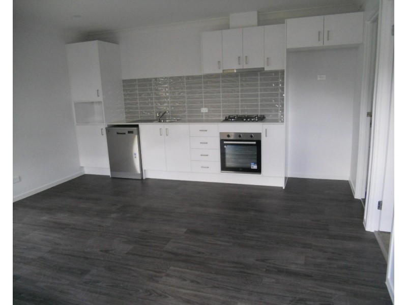 2/15 LOCH WAY, Brassall QLD 4305