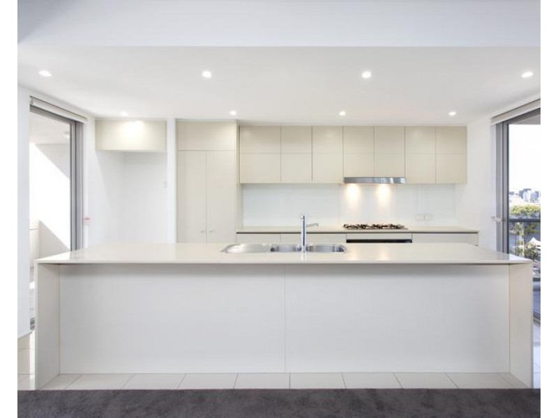 8 Dunmore Terrace, Auchenflower QLD 4066