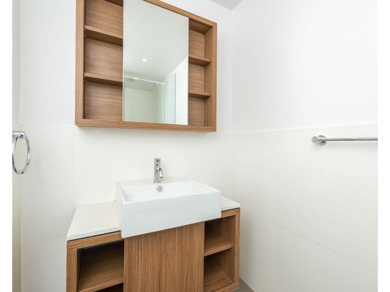 8 Dunmore Terrace, Auchenflower QLD 4066