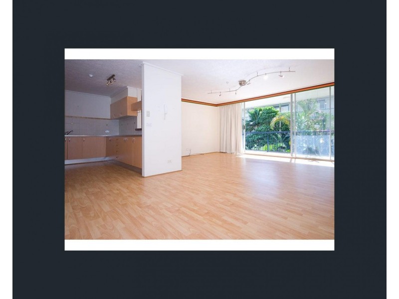 67 Ferny Avenue, Surfers Paradise QLD 4217