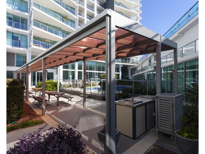 2107/1 Como Crescent, Southport QLD 4215