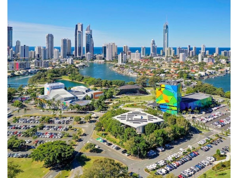 25/82-86 Heeb Street, Benowa QLD 4217