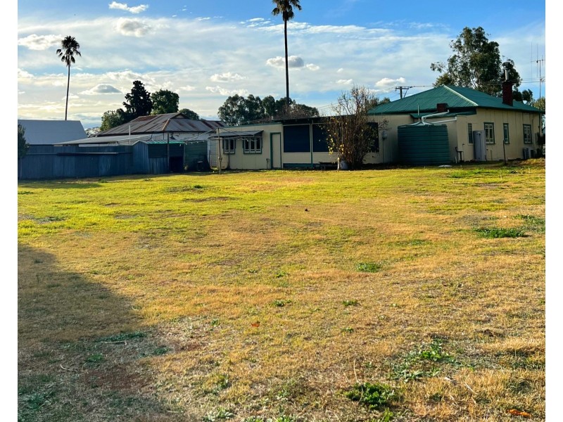 7 Obley Street, Yeoval NSW 2868