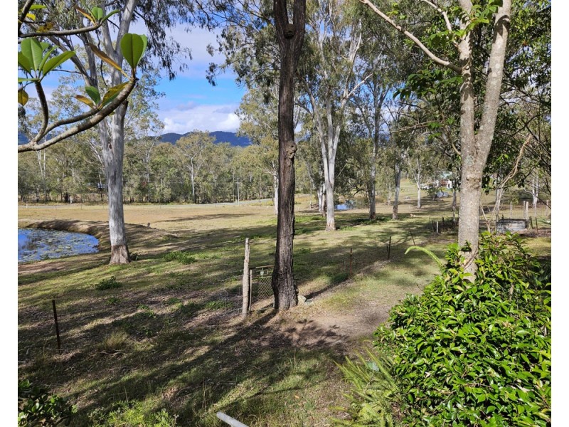 616 Plunkett Rd, Cedar Creek QLD 4207