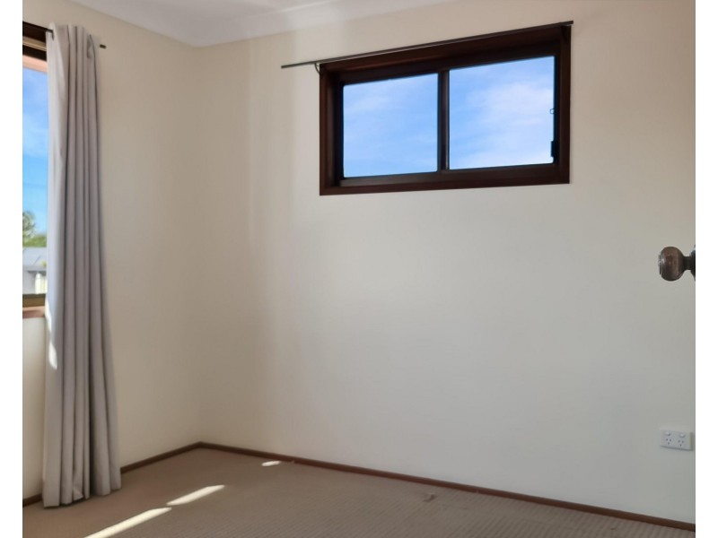 6 Owen Street, Wellington Point QLD 4160