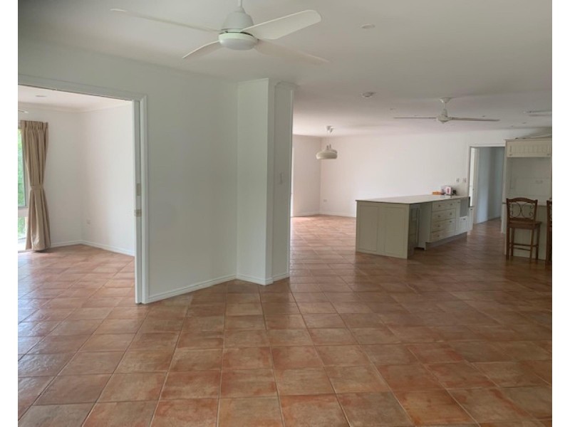 Worongary QLD 4213