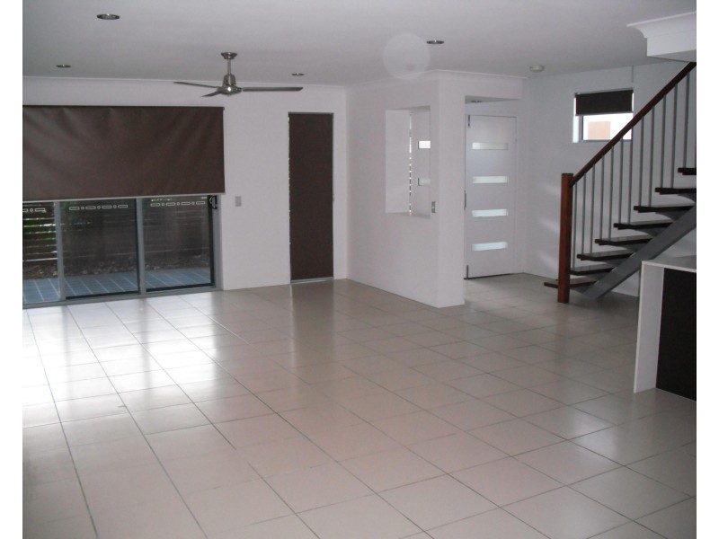 108 Tours Way, Burleigh Waters QLD 4220