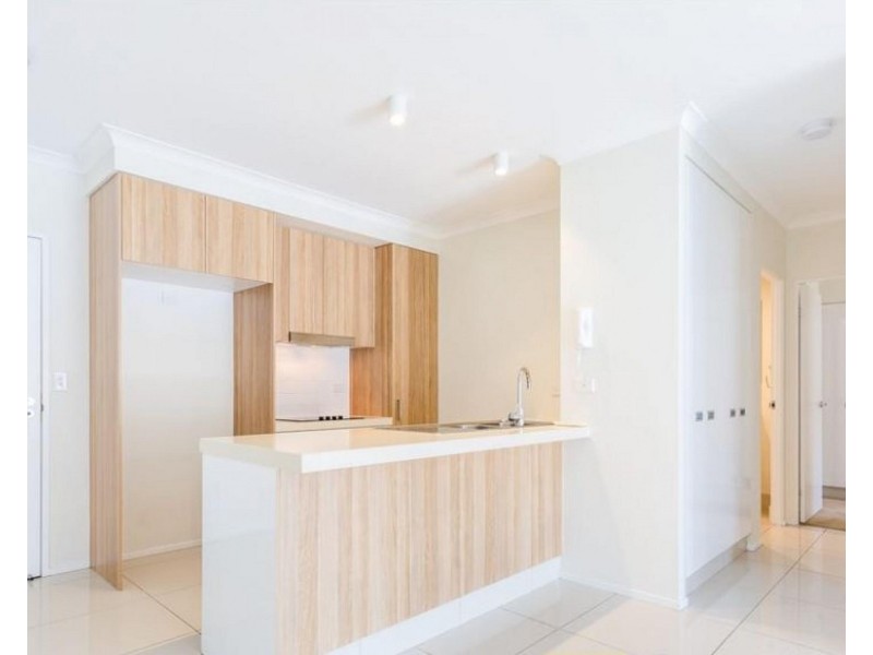 8 Norman, Southport QLD 4215