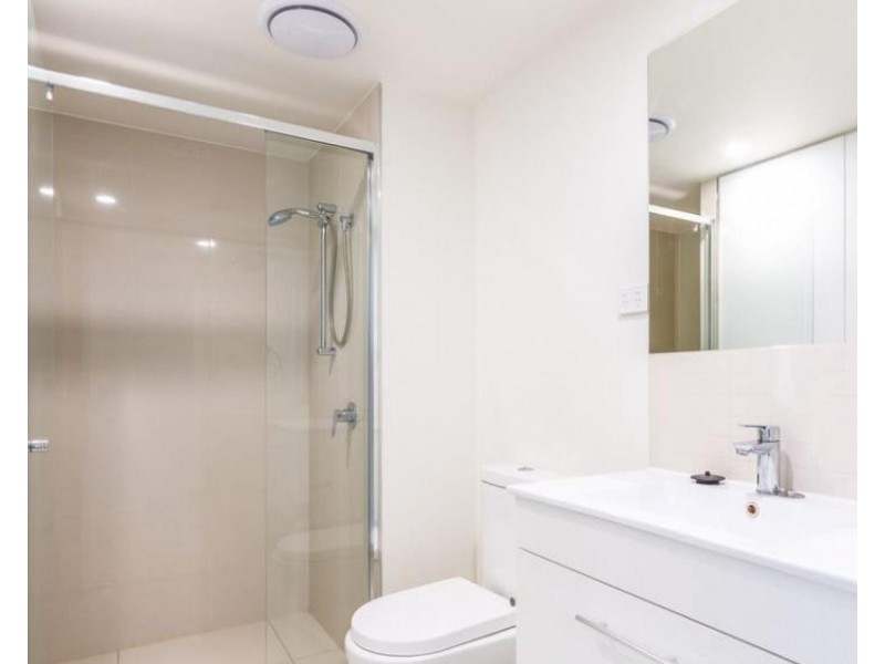 8 Norman, Southport QLD 4215