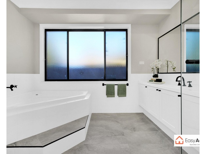 2 Rain Tree Way, Bowral NSW 2576