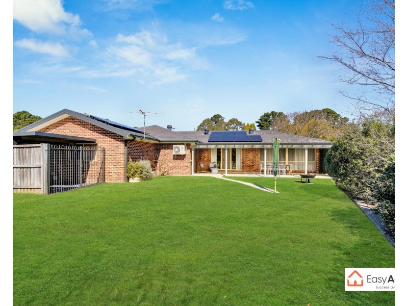 2 Rain Tree Way, Bowral NSW 2576
