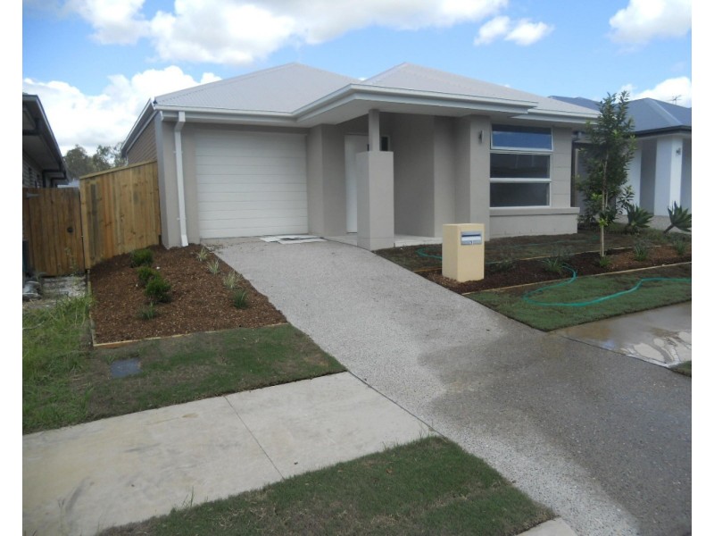 5 CELIA STREET, Ripley QLD 4306