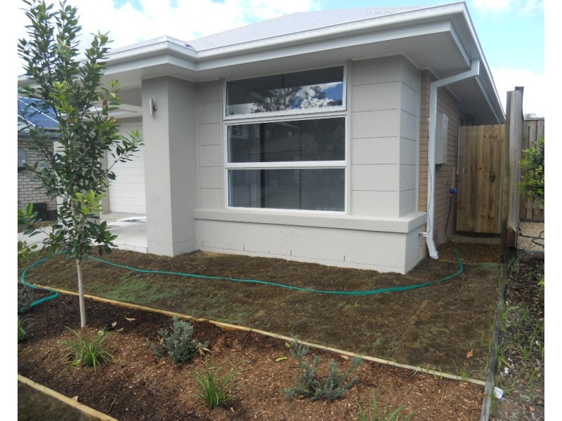 5 CELIA STREET, Ripley QLD 4306