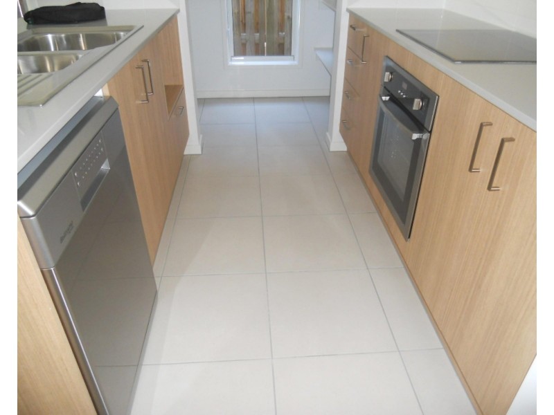 5 CELIA STREET, Ripley QLD 4306