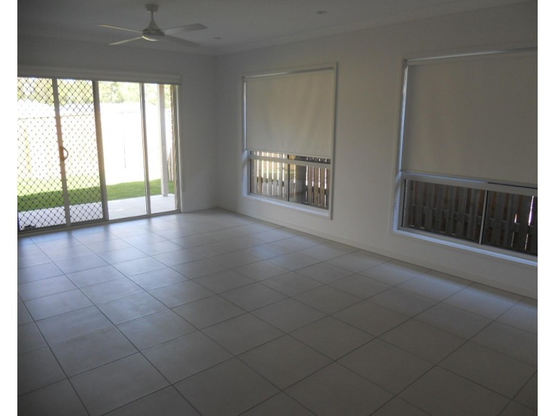 5 CELIA STREET, Ripley QLD 4306