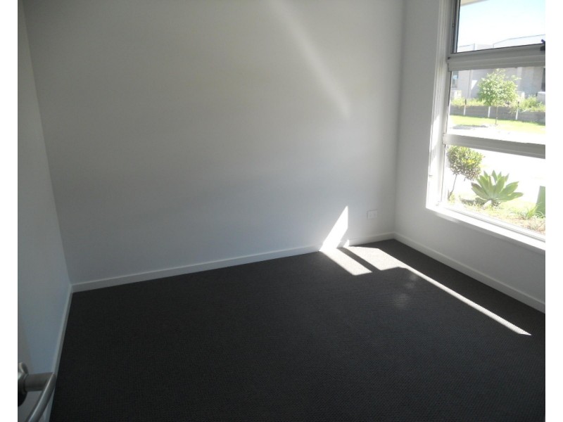 5 CELIA STREET, Ripley QLD 4306