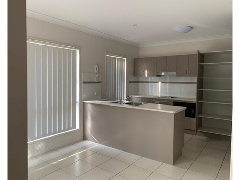 Pacific Pines QLD 4211