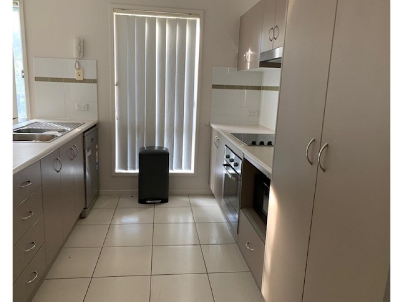 Pacific Pines QLD 4211