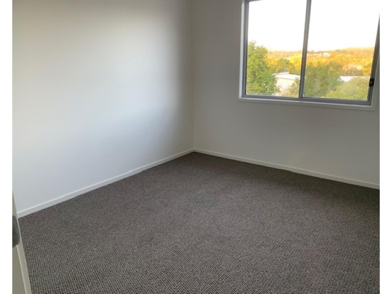 Pacific Pines QLD 4211