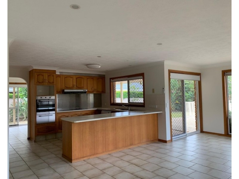 Carrara QLD 4211