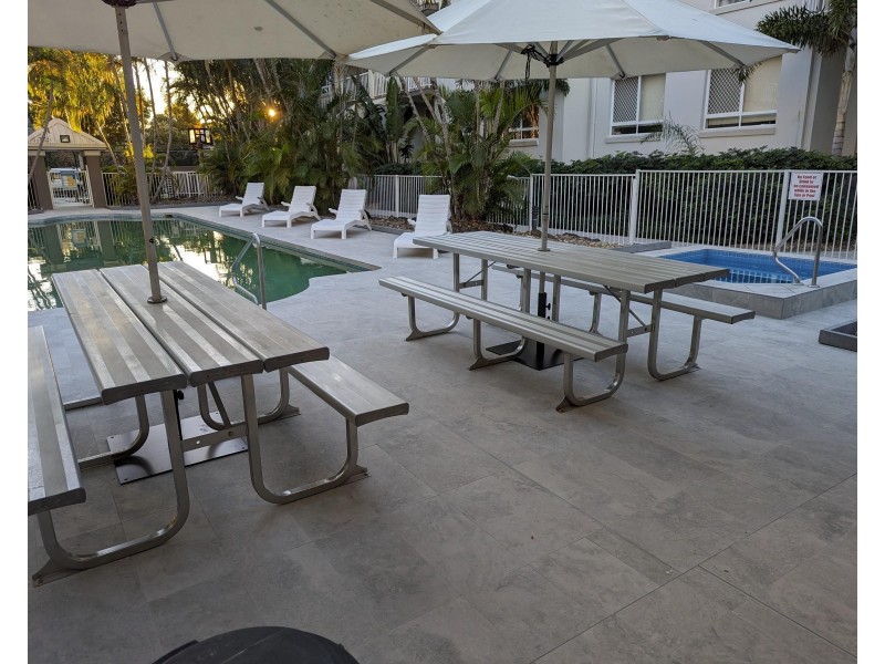 35 Palm Avenue, Surfers Paradise QLD 4217