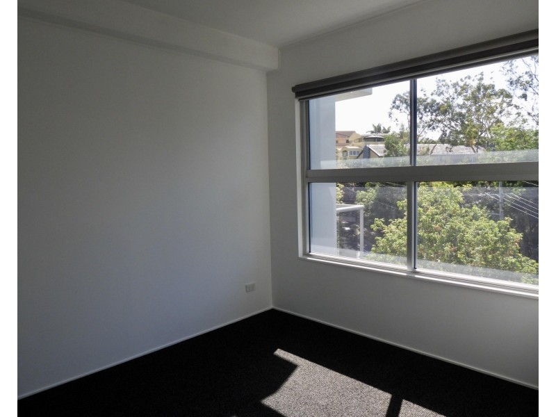 8 Dunmore Tce, Auchenflower QLD 4066