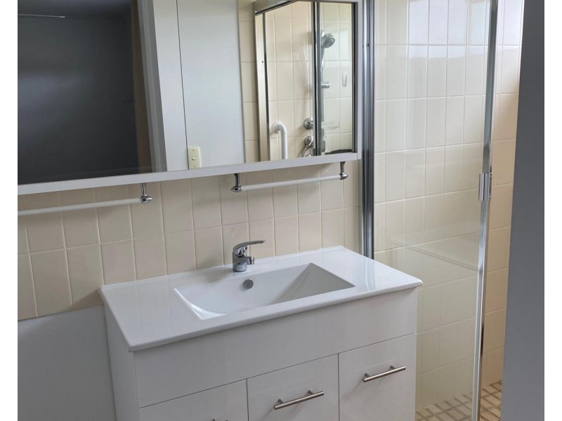 15/124 Macquarie Street, St Lucia QLD 4067