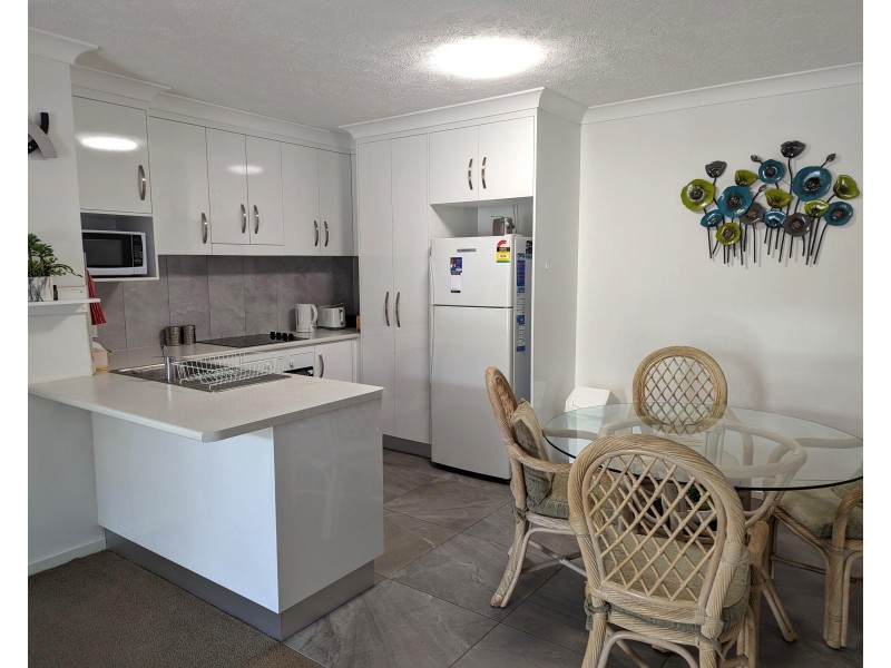 35 Palm Avenue, Surfers Paradise QLD 4217