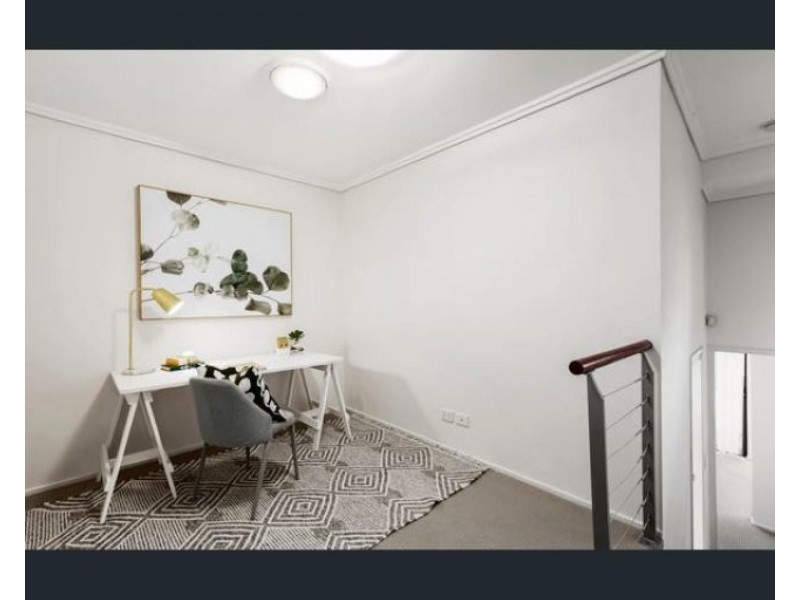 23 Walsh Street, Milton QLD 4064