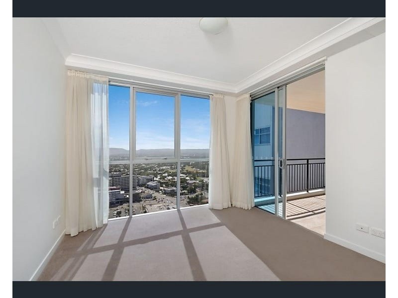 1169/56 Scarborough St, Southport QLD 4215