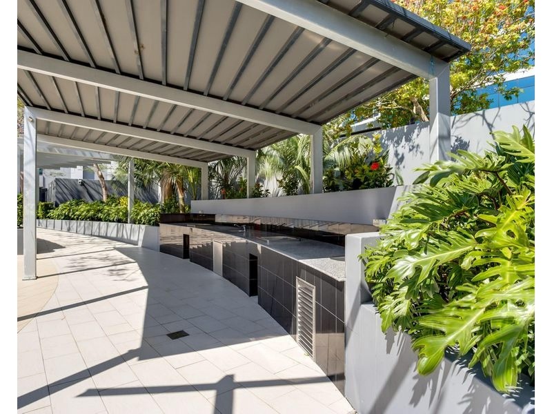 1169/56 Scarborough St, Southport QLD 4215