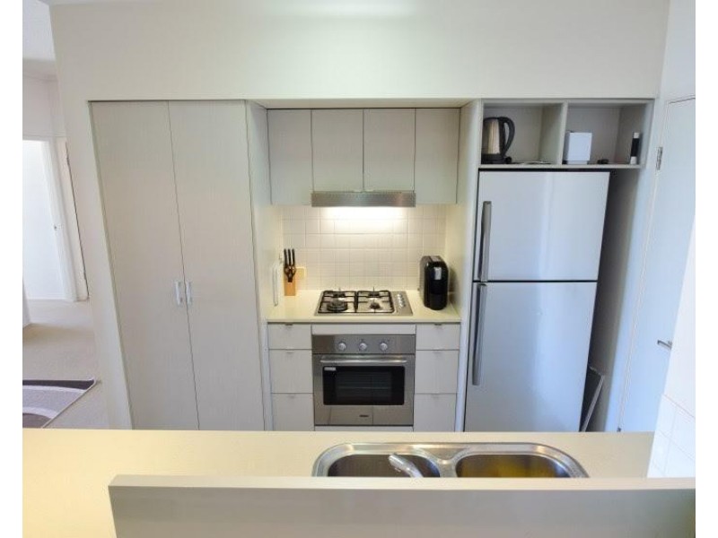 1096/18 Manning Street, Milton QLD 4064