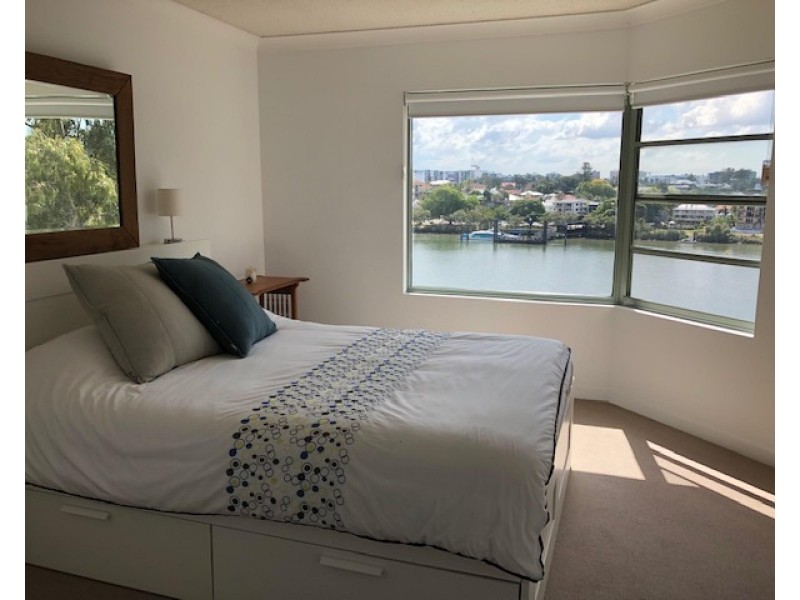 72 Macquarie Street, St Lucia QLD 4067