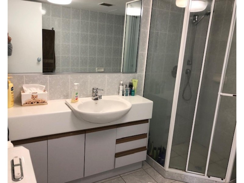 72 Macquarie Street, St Lucia QLD 4067