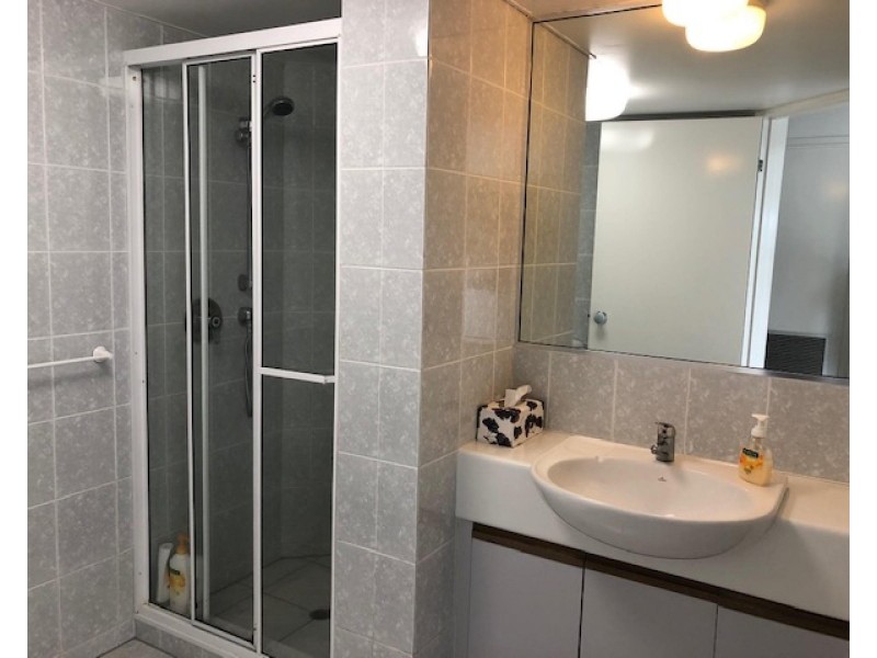 72 Macquarie Street, St Lucia QLD 4067