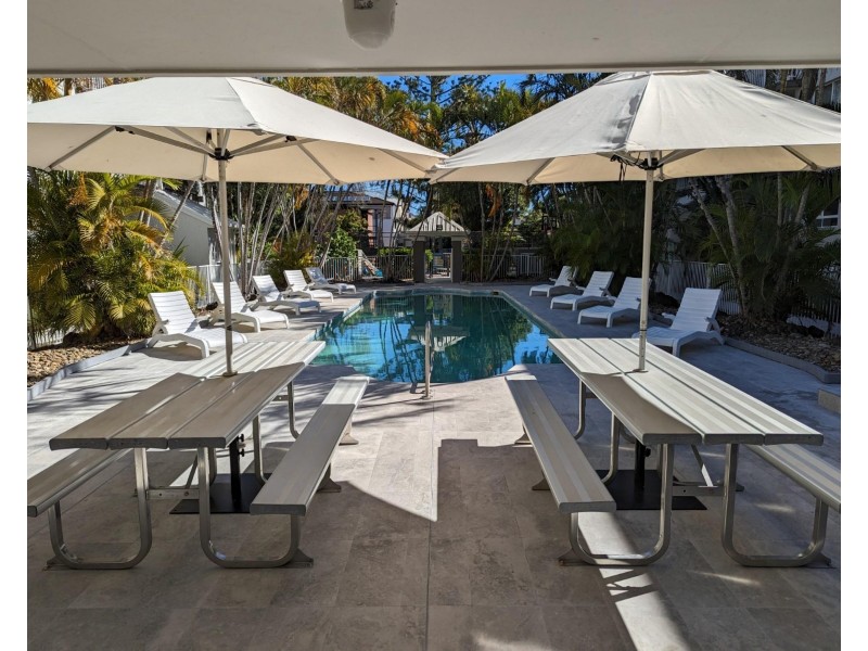 35 Palm Avenue, Surfers Paradise QLD 4217